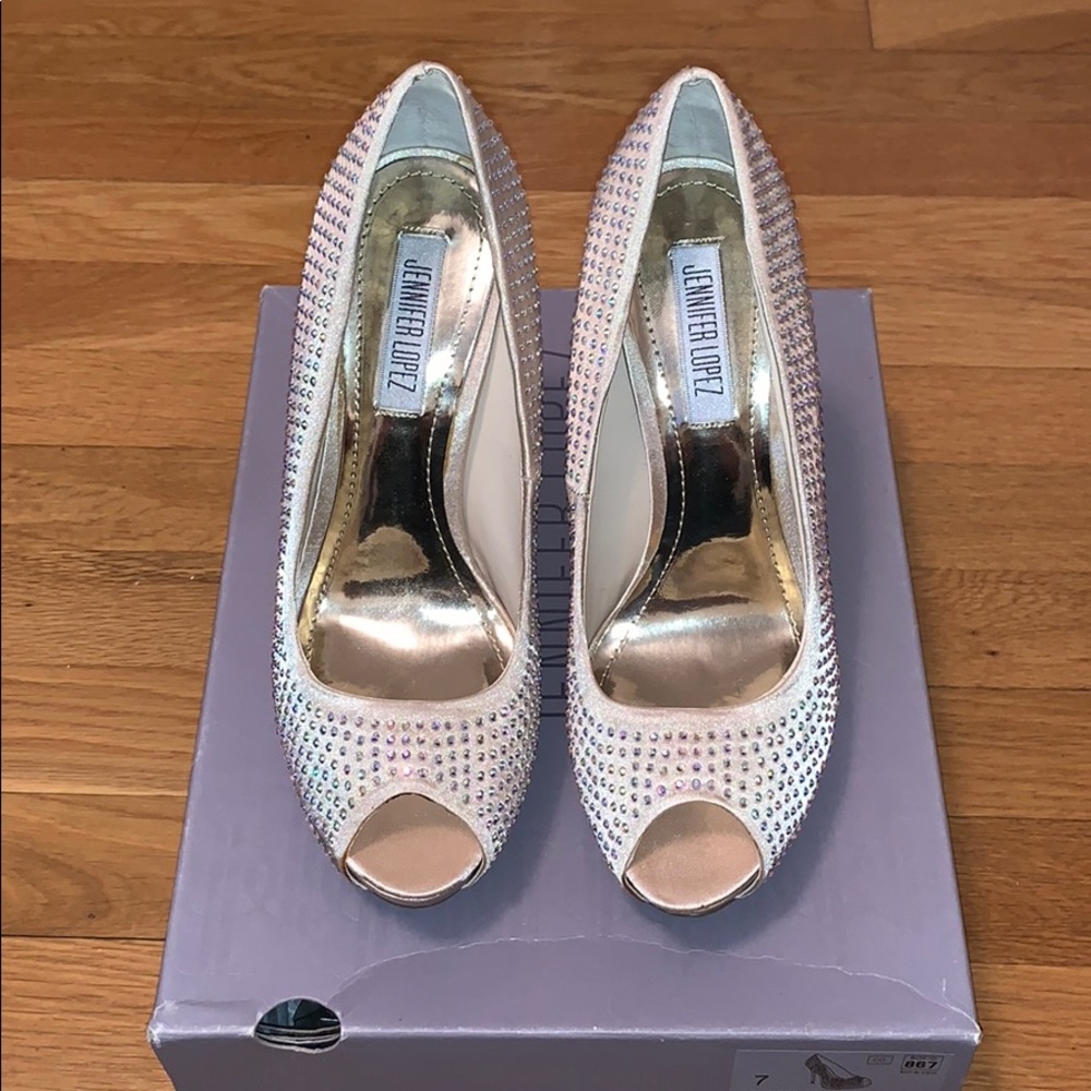 BLINGY NUDE/BLUSH TONED JLO HEELS